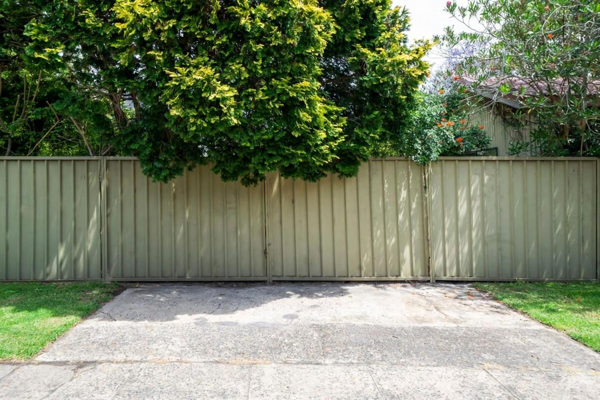 Oak Retreat Bliss By The Beach Warriewood Bagian luar foto